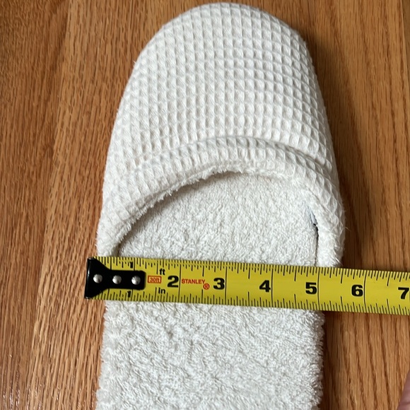 Unisex Spa Slippers - Picture 12 of 13